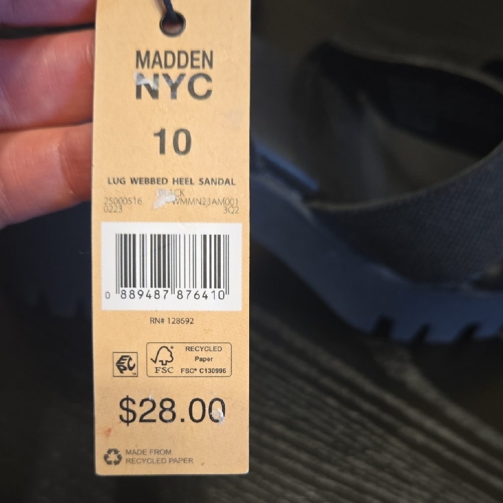 ⛱️Madden NYC Women's Black Sandals Size 10 - Picture 7 of 8